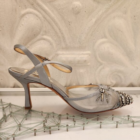 Badgley Mischka Embellished Whisper Blue Heels. NWT. Size 6 - Picture 2 of 9